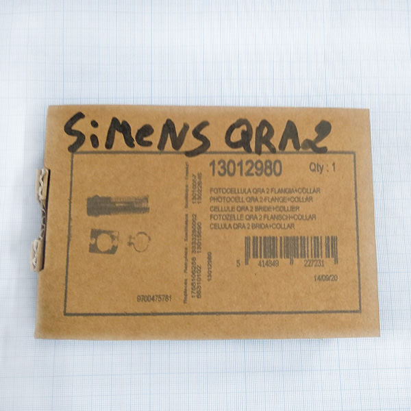 Фотодатчик контроля пламени Siemens QRA2(1)