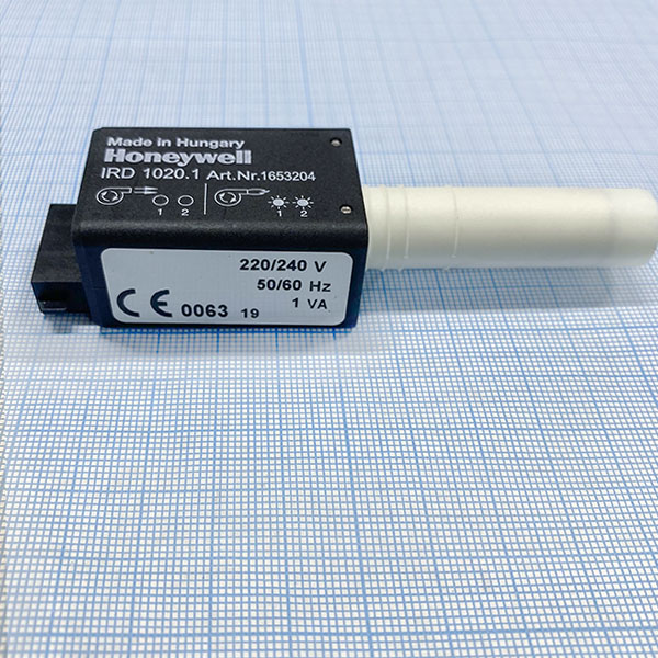 Фотодатчик контроля пламени Satronic IRD 1020.1 (белый осевой)
